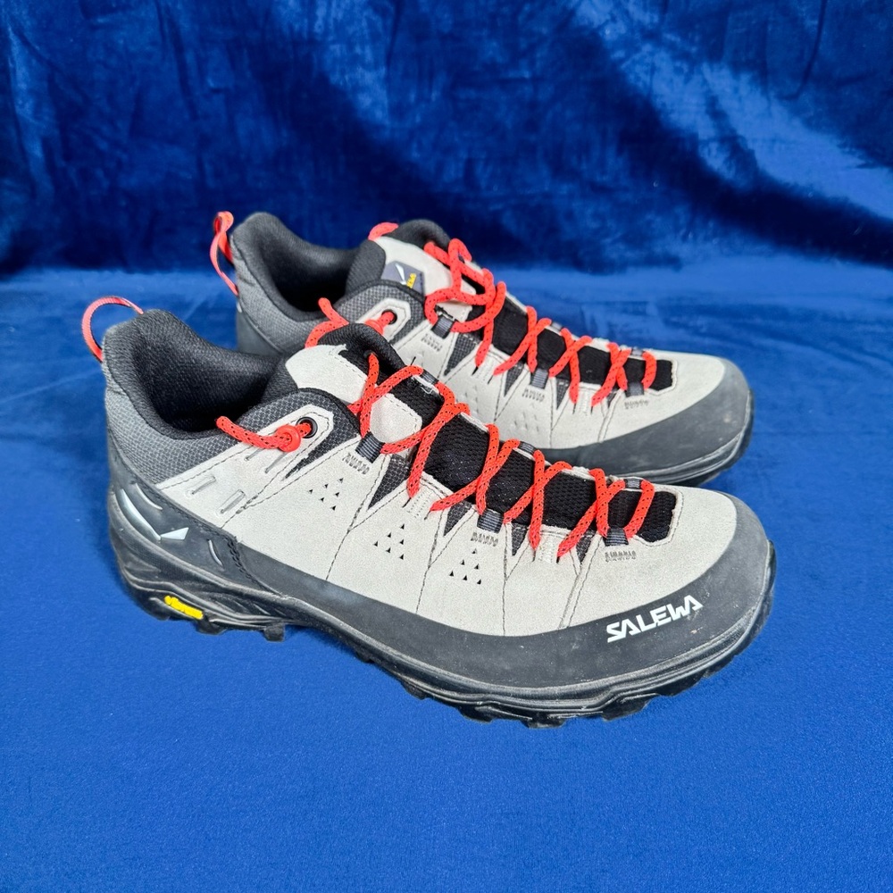 Salewa Wildfire Canvas Approach Hiking Shoes Women's Size 8